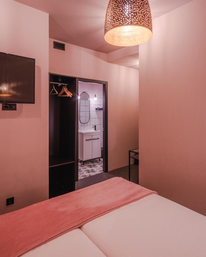 Hografic Hotel Valencia Luaran gambar